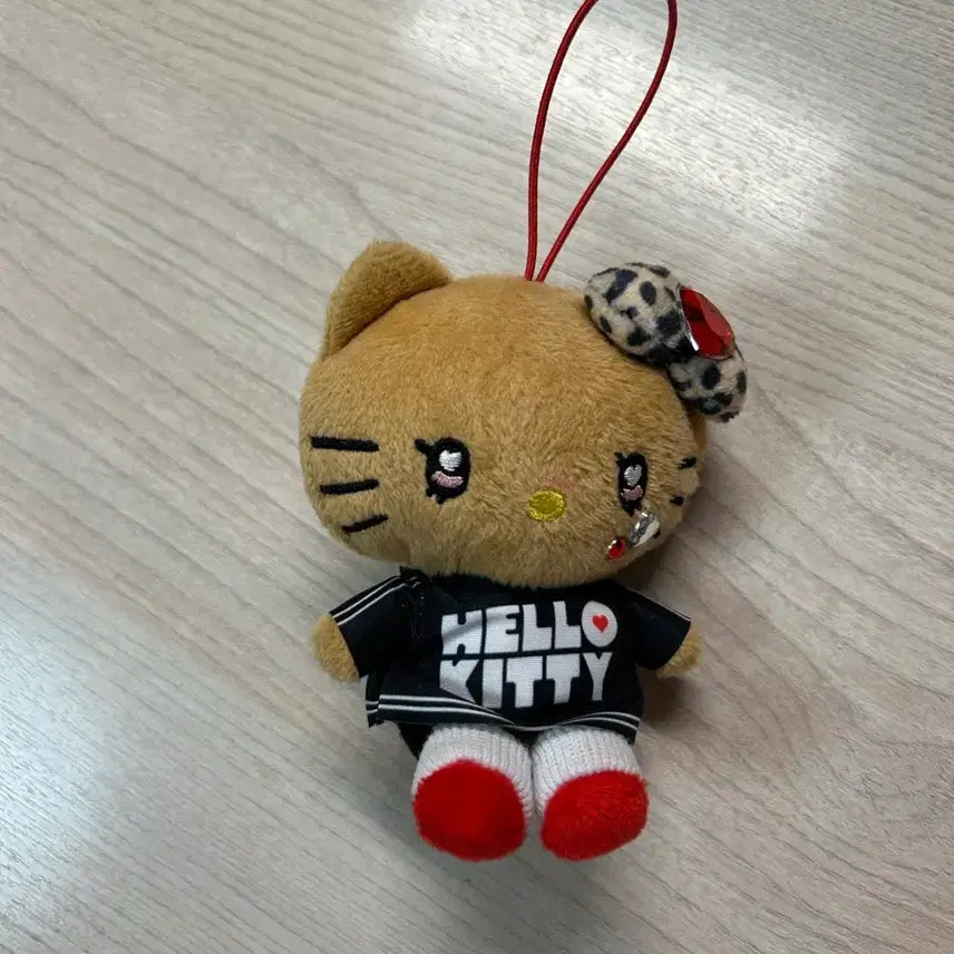 [BUNJANG] Don Quijote Gyaru Hello Kitty Plush / 마지막가격내림) 돈키호테 갸루 키티 인형