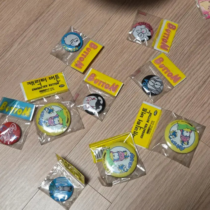 [BUNJANG] Vintage Stationery Badge Bundle Set / 고전문구 고전뱃지 일괄