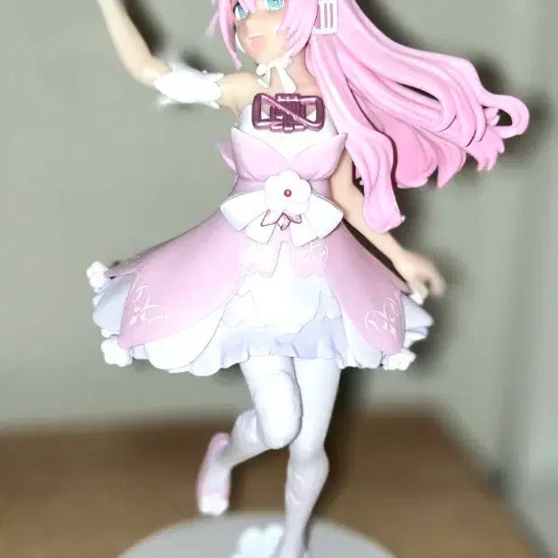 [BUNJANG] Megurine Luka Sega Luminasta Figure / 메구리네 루카 세가 루미나스타 피규어 보컬로이드