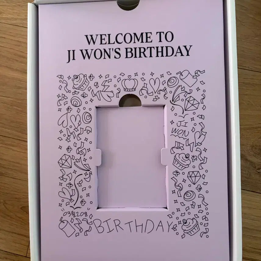 [BUNJANG] fromis_9 Jiwon Birthday Box / 프로미스나인 박지원 생일박스