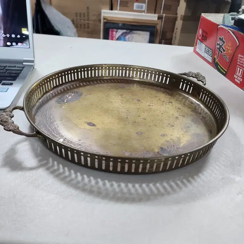 [BUNJANG] Vintage Copper Tray / 유럽에서온 오래된 빈티지 동트레이 지름30.3cm 높이3.5cm 27000원
