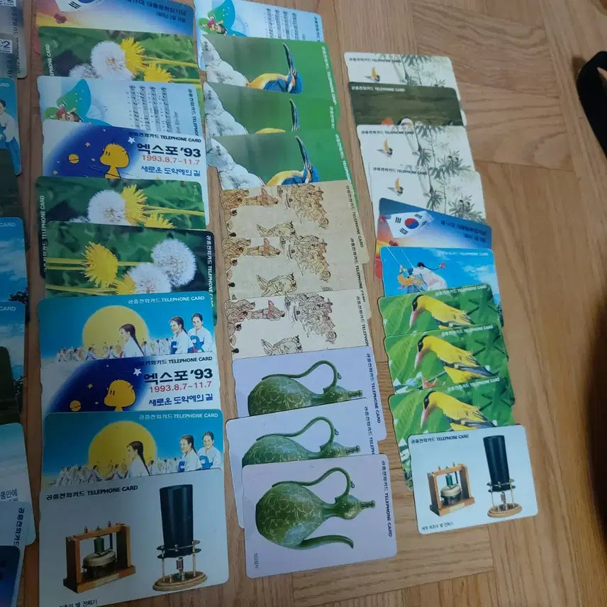 [BUNJANG] Vintage Telephone Cards (44 pcs) / 전화카드 다량 판매(44장)