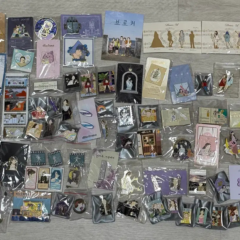 [BUNJANG] IU Official &amp; Unofficial Badges / 아이유 굿즈 공식 + 비공식 뱃지