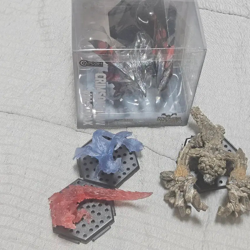 [BUNJANG] Capcom Monster Hunter 4-Figure Set / 캡콤 몬스터헌터 피규어 4종 세트