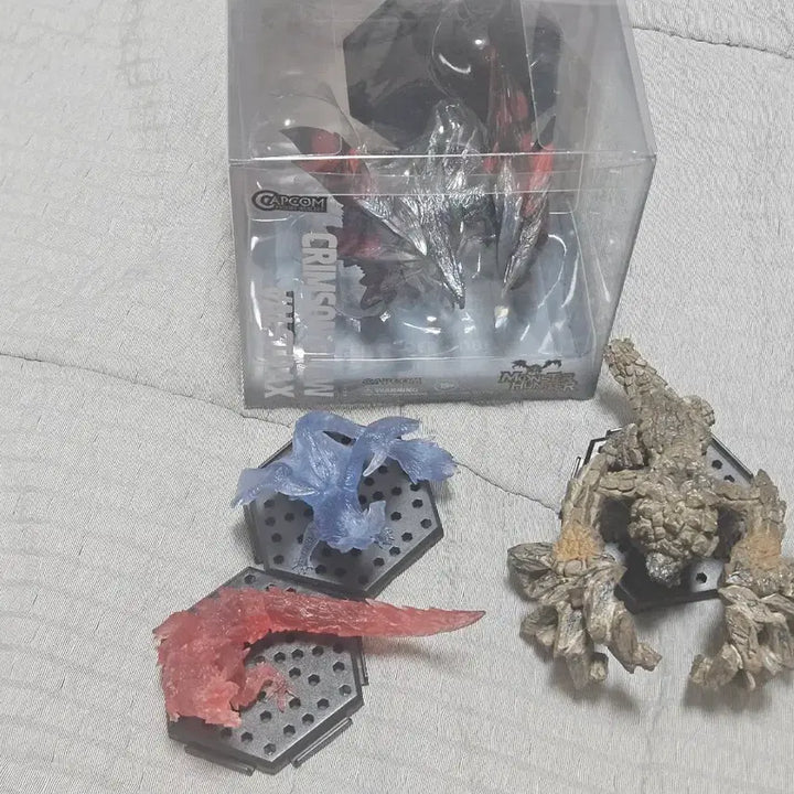 [BUNJANG] Capcom Monster Hunter 4-Figure Set / 캡콤 몬스터헌터 피규어 4종 세트