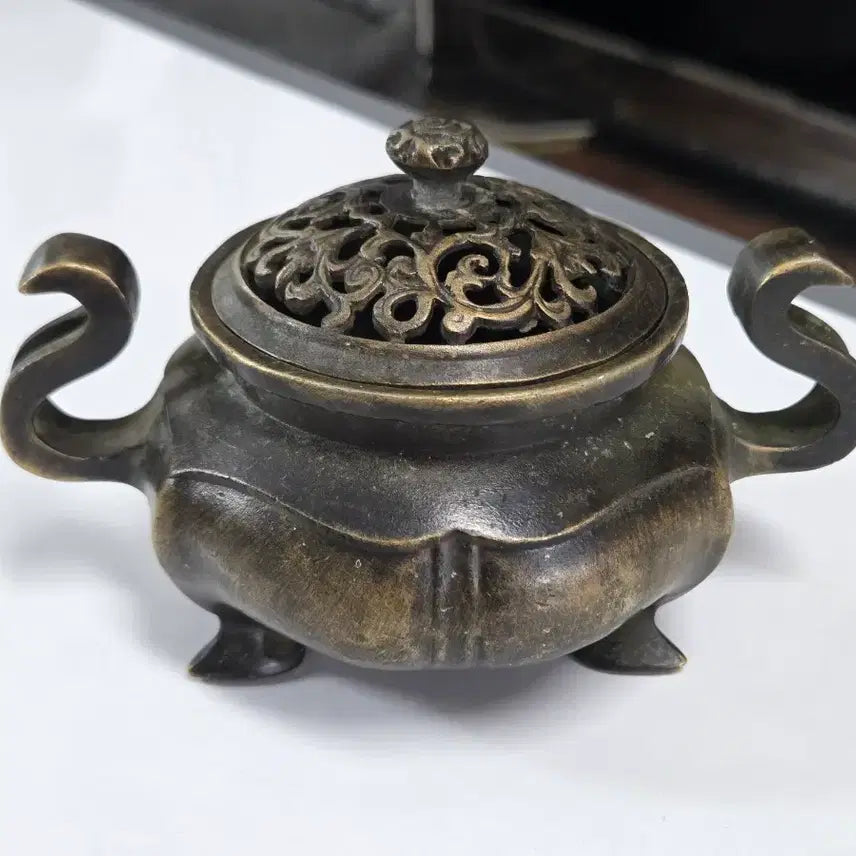 [BUNJANG] Antique Bronze Censer with Elegant Design / 고풍스러운 디자인이 돋보이는 적동 향로