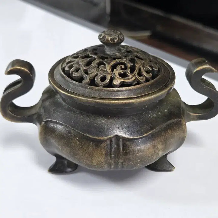 [BUNJANG] Antique Bronze Censer with Elegant Design / 고풍스러운 디자인이 돋보이는 적동 향로