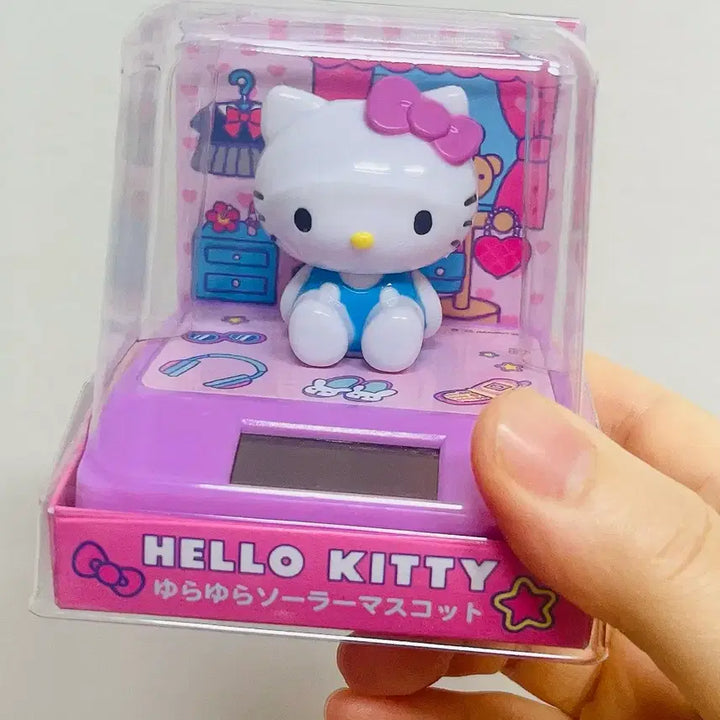 [BUNJANG] Hello Kitty Solar Powered Wiggling Figure / 주말할인) 헬로키티 태양열 피규어