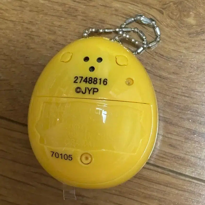 [BUNJANG] Tamagotchi Skizhu / 스키주 다마고치(택배비 포함)+포카