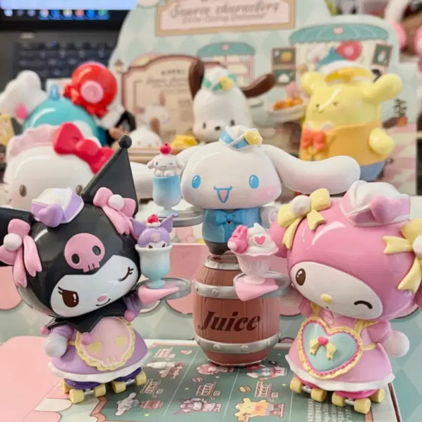 [BUNJANG] TOPTOY Sanrio Roller Skating Restaurant Figure Blind Box (Cinnamoroll Confirmed) / 탑토이 산리오 롤러스케이트 레스토랑 피규어 블라인드 박스 (시나모롤 확정)
