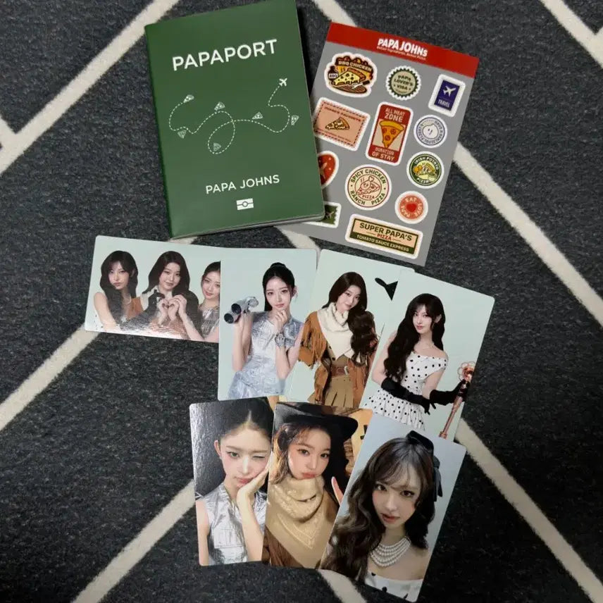 [BUNJANG] IVE Papa Johns Collaboration Set B Photocard &amp; Passport Deco / 파파존스 ive 아이브 포카  B셋트 일괄 여권꾸미기
