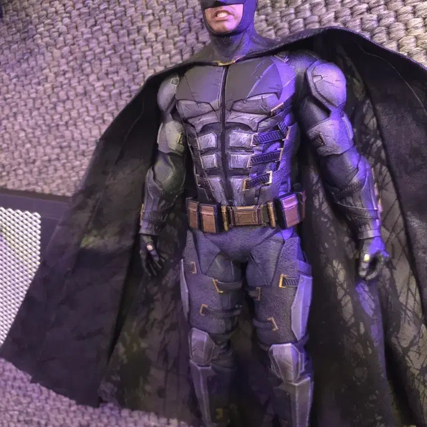 [BUNJANG] Batman Tactical Suit Figure / 배트맨 택틱컬 슈트 피규어