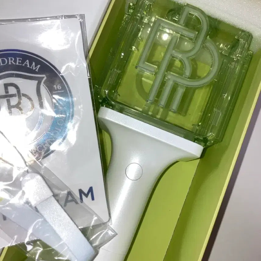 [BUNJANG] NCT DREAM Official Light Stick (New Version) / 엔시티드림 응원봉 믐뭔봄 뉴믐