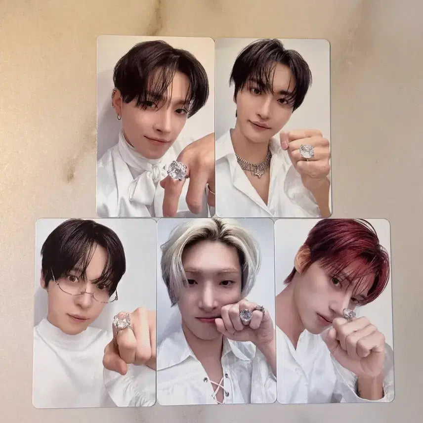 [BUNJANG] ATINY DEJAVU Offline Pop-up Lucky Draw Photocard Bundle Set / 애니티즈 인 데자부 오프라인 팝업 5만원 특전 포카