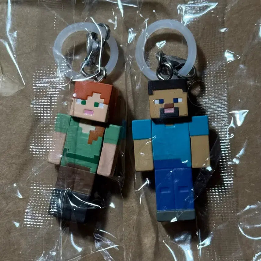 [BUNJANG] Minecraft Steve Alex Mezurashi Gacha Keychain Set / 마인크래프트 스티브 알렉스 메지루시 가챠 키링 마크