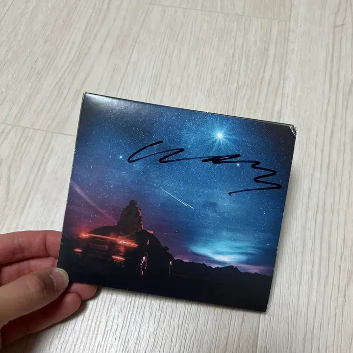 [BUNJANG] Changmo Boyhood Autographed Album / 창모 boyhood 친필 사인 판매합니다