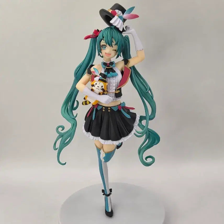[BUNJANG] Furyu Hatsune Miku x Rascal Special Figure / 후류 하츠네 미쿠 라스칼 스페셜 피규어