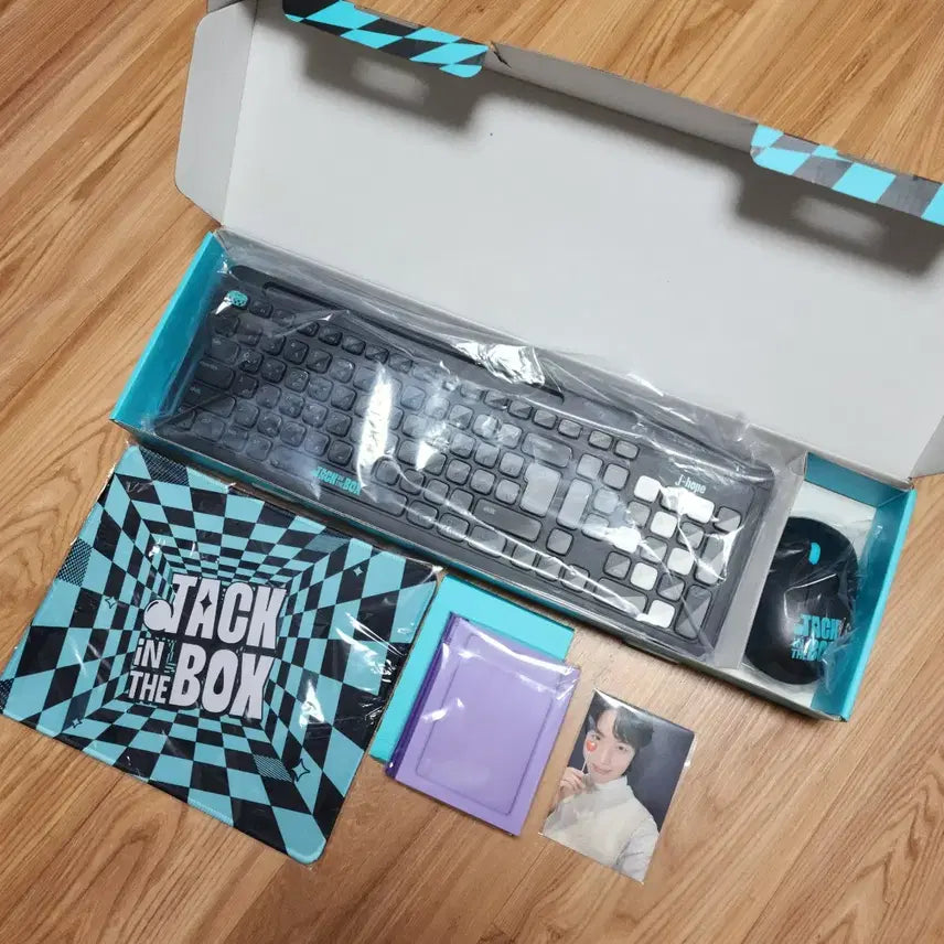 [BUNJANG] BTS Merch Box 
