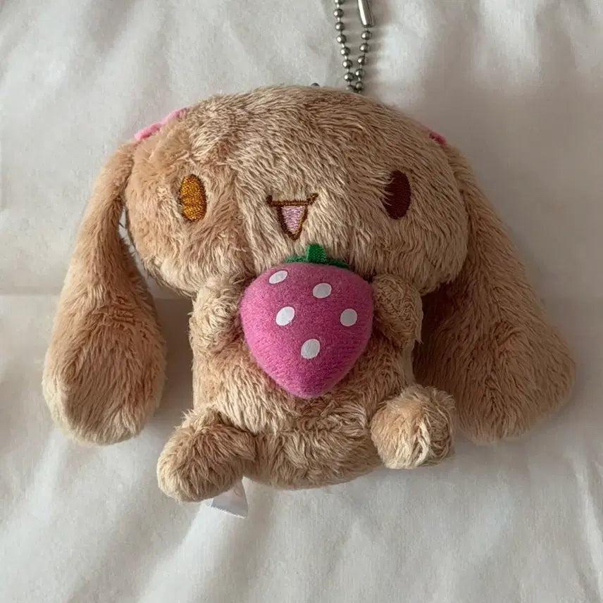 [BUNJANG] Cinnamoroll Strawberry Plush Doll Keychain / 시나모롤 모카 딸기 누이 인형 키링