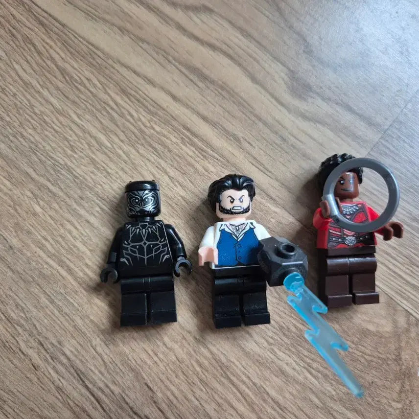 [BUNJANG] LEGO Marvel 76100 Royal Talon Fighter Attack / 레고 마블 76100 로얄 텔론 파이터공격