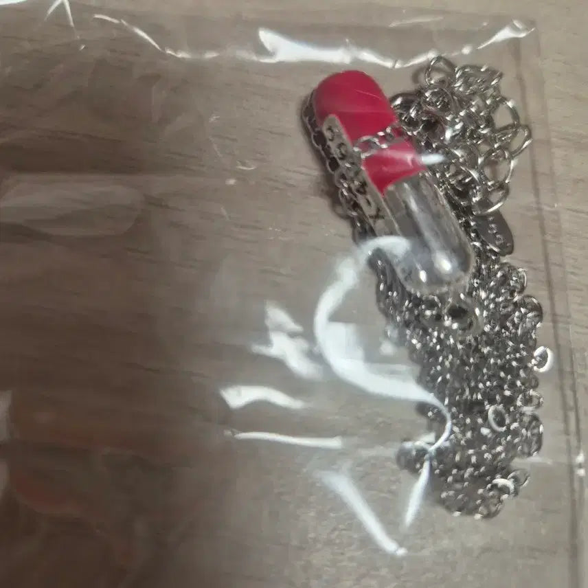 [BUNJANG] Detective Conan APTX4869 Necklace / 명탐정코난 아포톡신4869 목걸이 미개봉 굿즈
