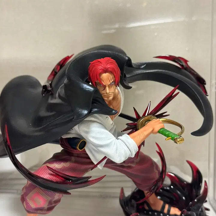 [BUNJANG] One Piece Shanks Resin Figure / (파손품,묻지마판매)원피스 Lx샹크스 레진 피규어