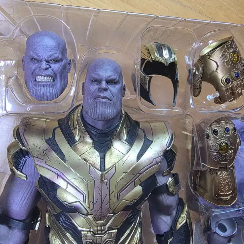 [BUNJANG] Hot Toys Thanos Endgame Figure / 타노스 엔드게임 _ 핫토이