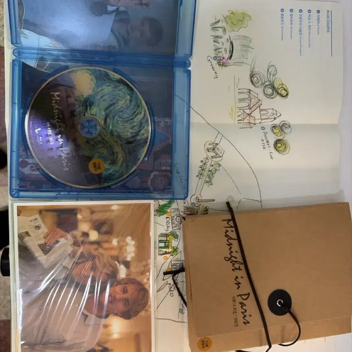 [BUNJANG] Midnight in Paris Blu-ray + Postcard + Map / 블루레이)중고)미드나잇 인 파리 블루레이 (+엽서+ 지도)