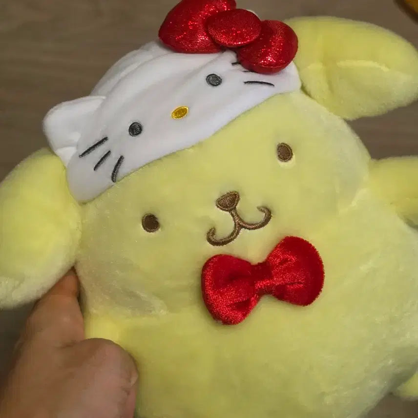 [BUNJANG] Hello Kitty x Pompompurin 50th Anniversary Collaboration Medium Plush Doll / 헬로키티 50주년 폼폼푸린 콜라보 중형인형