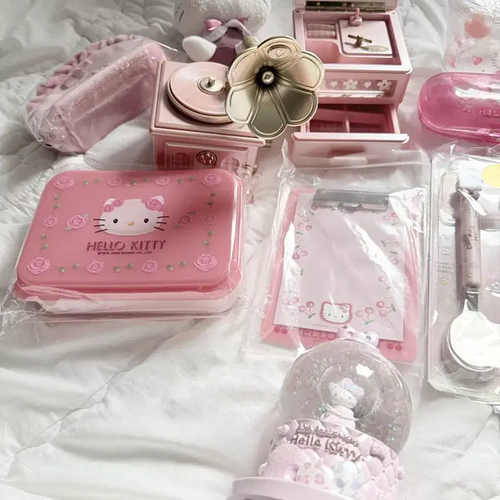 [BUNJANG] Hello Kitty Classic Bundle Set - Rare Angel Kitty Lamp, Plush, Memo Pad, Storage Boxes, Stickers, Pouch / 사진에 있는 거 다 드려요!!!! 고전키티 일괄 박스 헬로키티 희귀템 엔젤키티 키티조명 키티인형 키티메모지