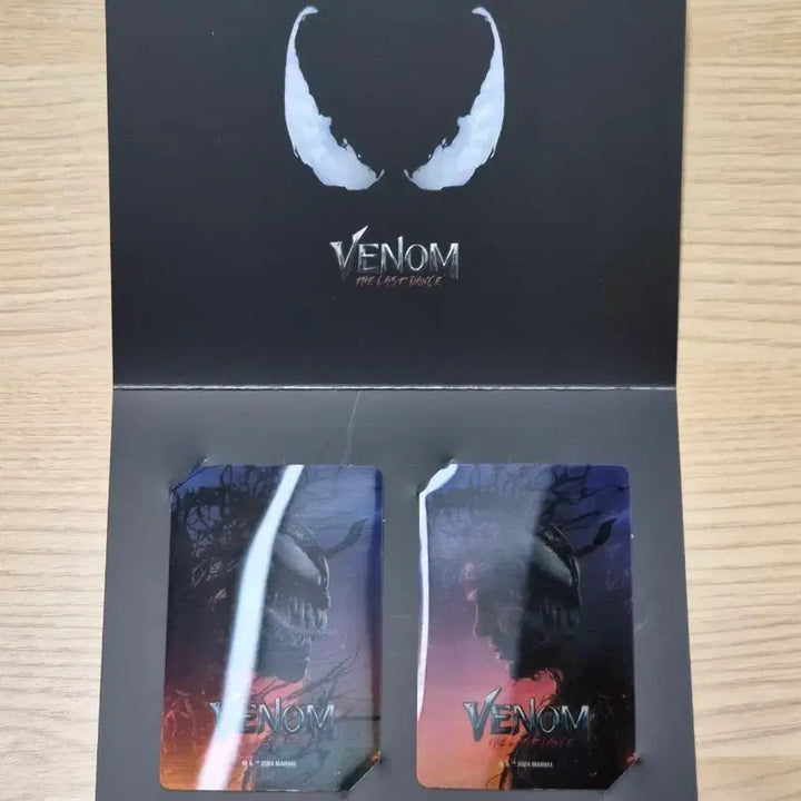 [BUNJANG] Venom Lenticular Card (Code X Used) / 베놈 렌티큘러 카드 (코드X)