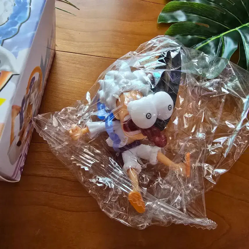 [BUNJANG] One Piece Nika Figure (Unused) / (미사용) 원피스 니카 피규어