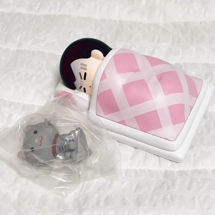 [BUNJANG] IRASTOYA Top Toy Cat Figure / 이라스토야 탑토이 피규어 고양이
