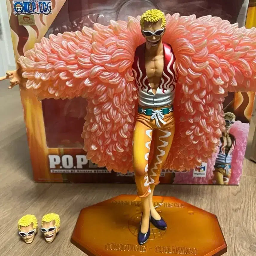 [BUNJANG] One Piece POP Doflamingo Authentic Figure / 원피스 pop 정품 도플라밍고