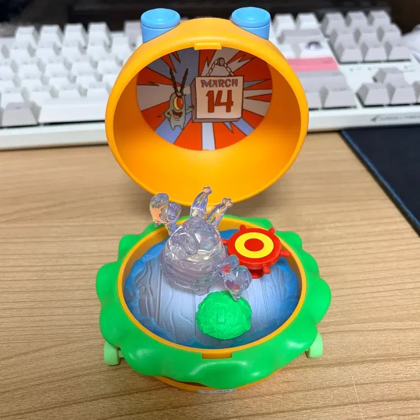 [BUNJANG] Pop Mart SpongeBob Krabby Patty Figure - Mr. Krabs / 팝마트 스폰지밥 크래비패티 피규어-집게사장
