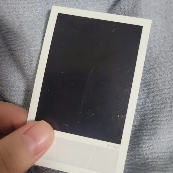 [BUNJANG] Choi Yena Autographed Polaroid / 최예나 친필싸인 폴라로이드