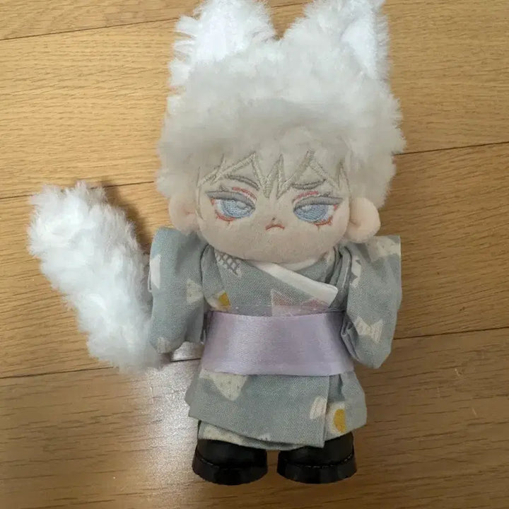 [BUNJANG] Gojo Satoru 10cm Plush Doll (Includes Outfit) / 옷 포함) 맬렁고죠 고죠 솜깅 10깅 뼈깅