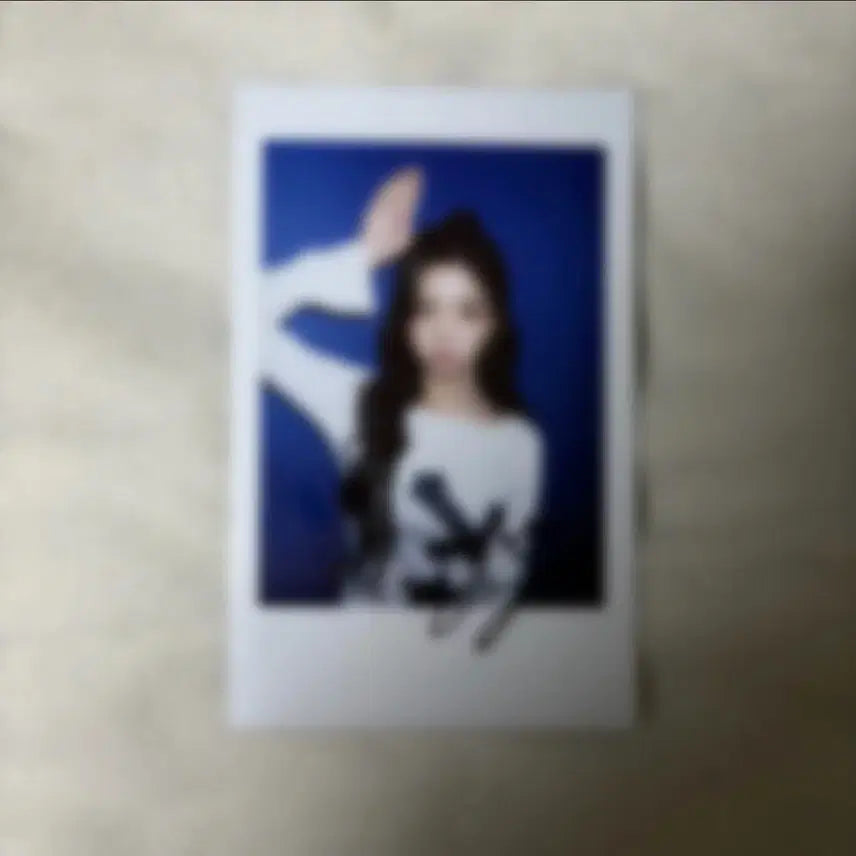 [BUNJANG] tripleS Park Sohyun Autographed Polaroid / 트리플에스 260822 박소현 소현 친필 싸인 폴라로이드 싸인폴라