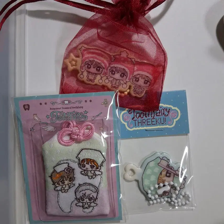 [BUNJANG] NCT WISH Samku Omamori &amp; Riku, Sakuya, Yushi Keychain Bundle Set (Sealed) / [미개봉/일괄] 라무네님 이빨요정 사무소 엔시티위시 삼쿠 오마모리 리쿠 사쿠야 유우시