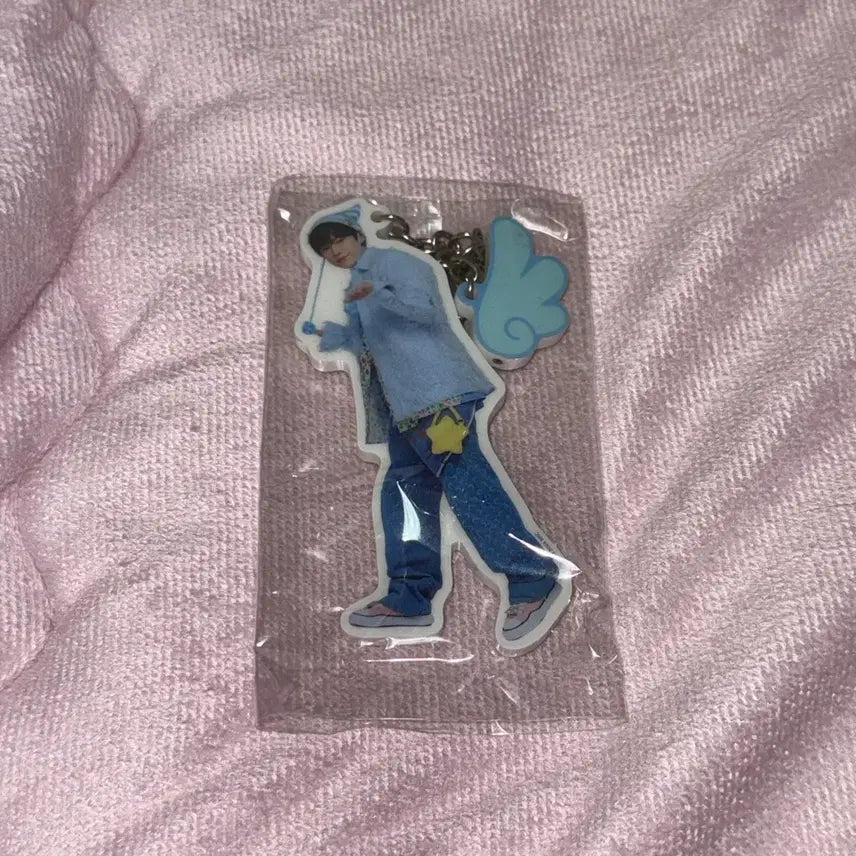 [BUNJANG] NCT WISH Yushi Wing Keychain / 엔시티위시 유우시 날개키링