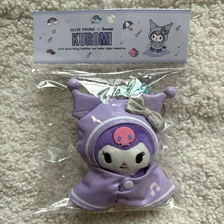 [BUNJANG] Sanrio Kuromi Rainy Day Doll Keychain / 올리브영 산리오 레이니데이 쿠로미 인형 키링
