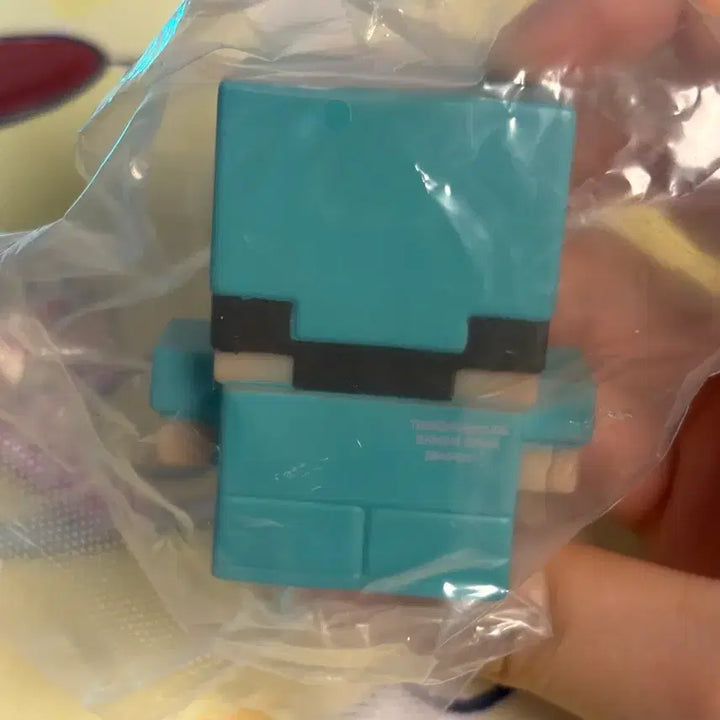 [BUNJANG] Minecraft Diamond Steve Light Gacha / 마인크래프트 다이아 스티브 라이트 가챠
