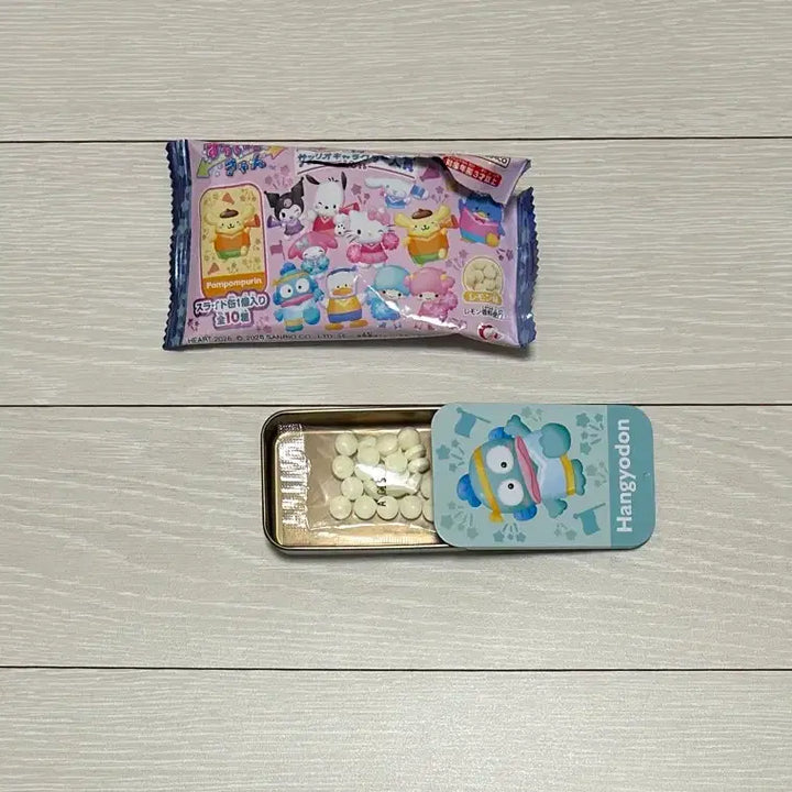 [BUNJANG] Sanrio 2026 Characters Hangyodon Slide Can Tin Case / 산리오 2026 캐릭터즈 대상 슬라이드 캔 틴케이스 한교동