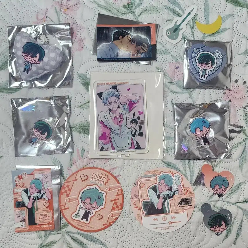 [BUNJANG] A-Stage Made Tile Evan Acrylic Stand, Can Badge, Acrylic Clip, Cushion Keyring, Coaster Bundle Set / 에이스테 메이드 틸, 이반 아크릴 스탠드, 캔뱃지, 아크릴 클립, 쿠션키링, 티코스터