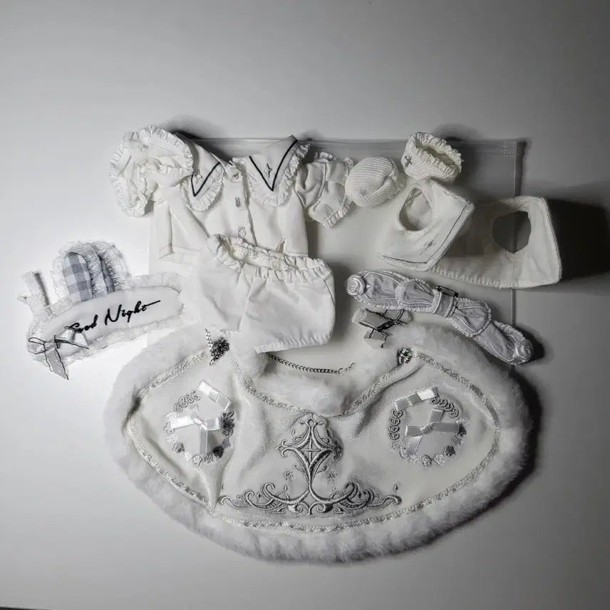[BUNJANG] Woobly Goodnight Requiem Serenade 20cm Plush / 우블 굿나잇 레퀴엠 세레나데 20cm