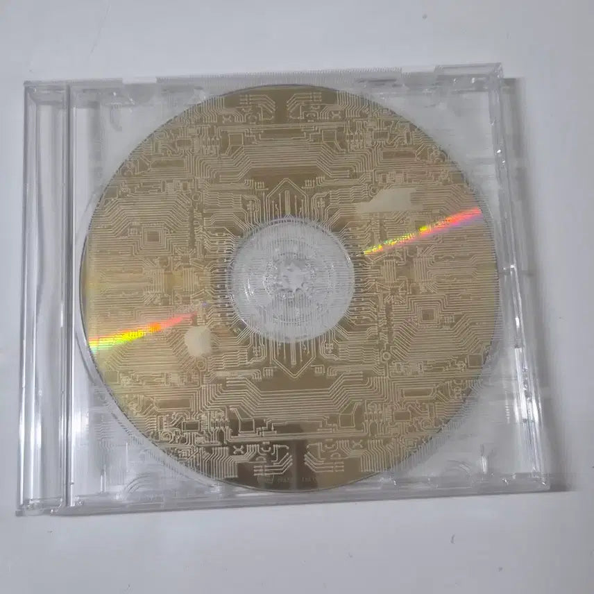 [BUNJANG] Gesaffelstein ALEPH CD / (초희귀)게사펠슈타인 ALEPH cd 올려봅니다 깨끗합니다