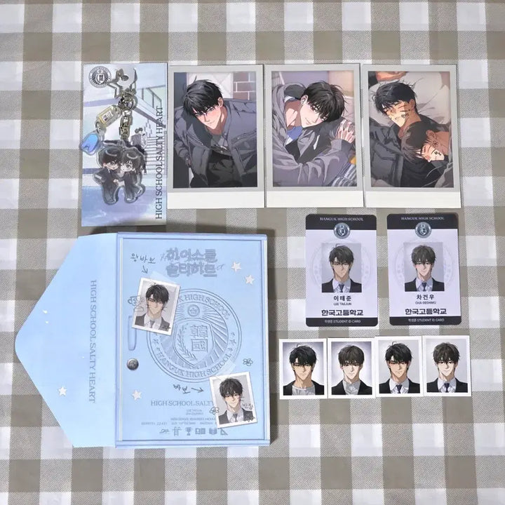 [BUNJANG] High School (Ha-sol-ha) Salty Heart Student ID Polaroid Postcard Acrylic Keyring Bundle Set / 하이스쿨 솔티 하트 학생증 증사 폴라로이드형 엽서 아크릴 키링 일괄 분철 메모리 패키지 재이미샵 하솔하