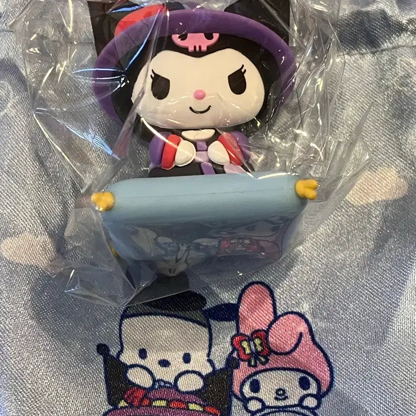 [BUNJANG] EDIYA Sanrio Tri-Salute Kuromi Magnet / 이디야 산리오 마그넷 세배 쿠로미
