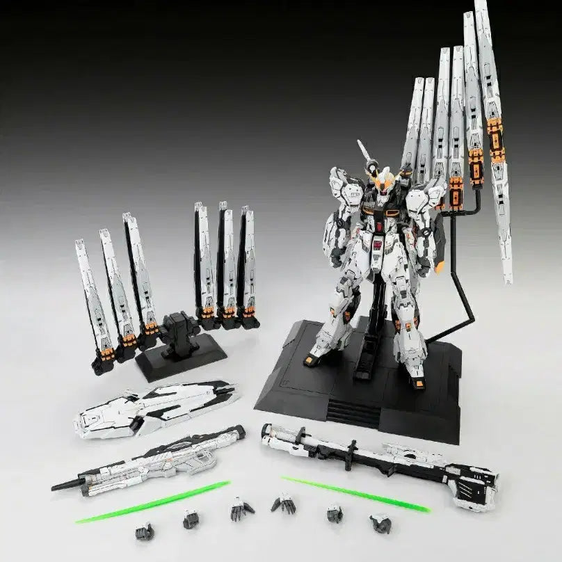 [BUNJANG] Farm Studio Nu Gundam Unassembled Kit / 농장주조물 뉴건담 미조립 새상품판매