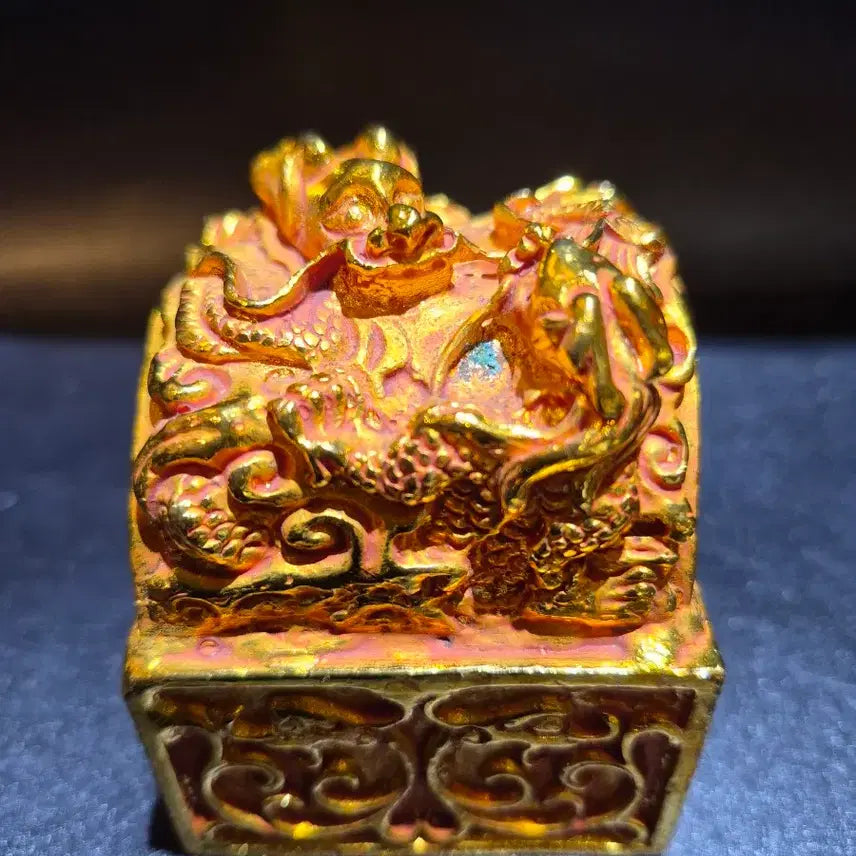 [BUNJANG] Gilded Bronze Dragon Seal / 유금 용 조각 동낙관